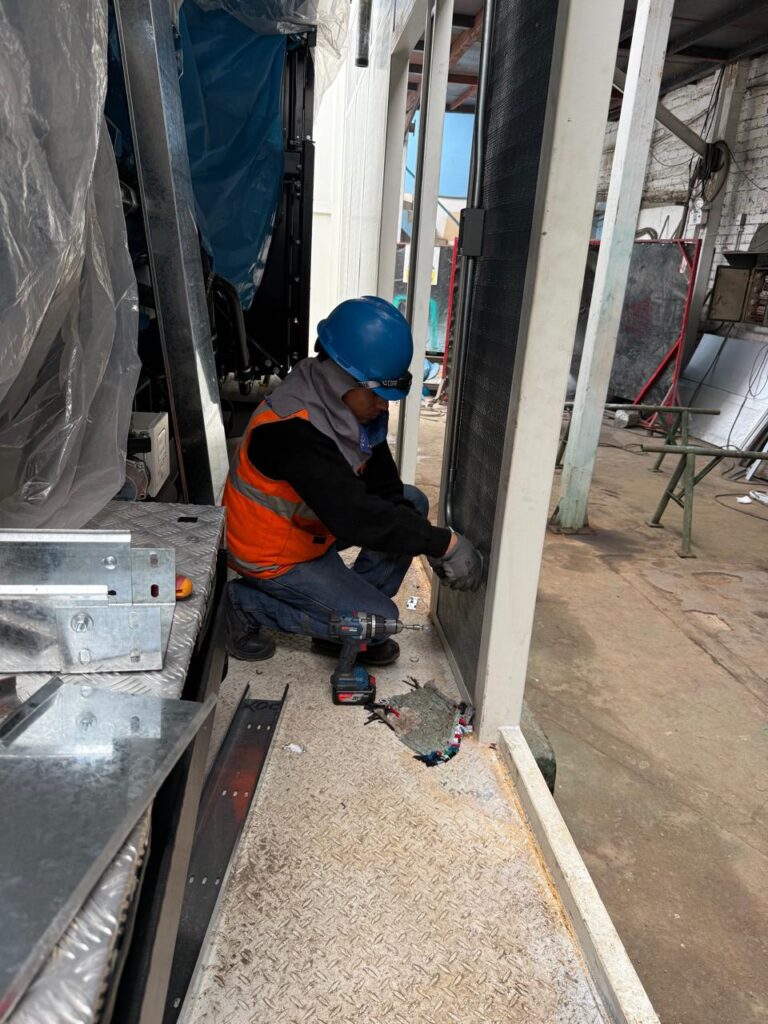 Montaje Electromecánico — MTU Detroit